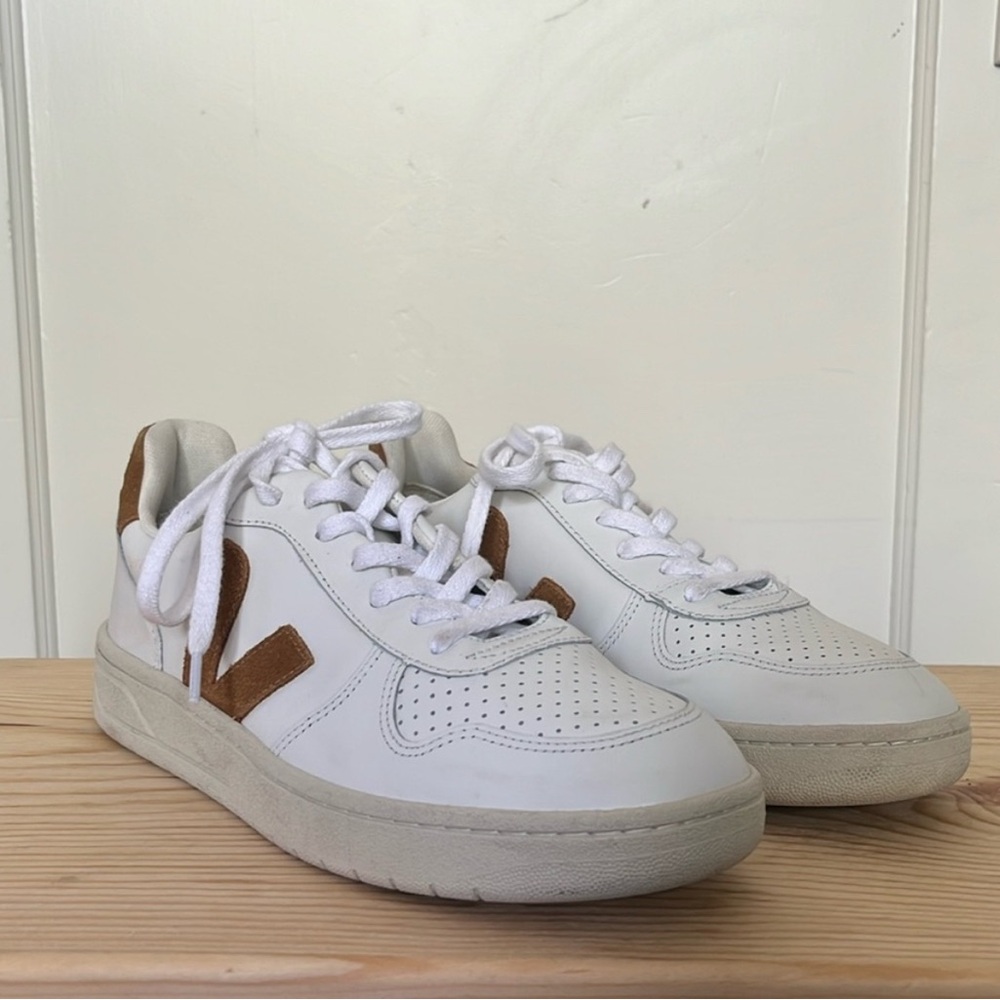 Veja White and Brown Sneakers with Minimalist Design
